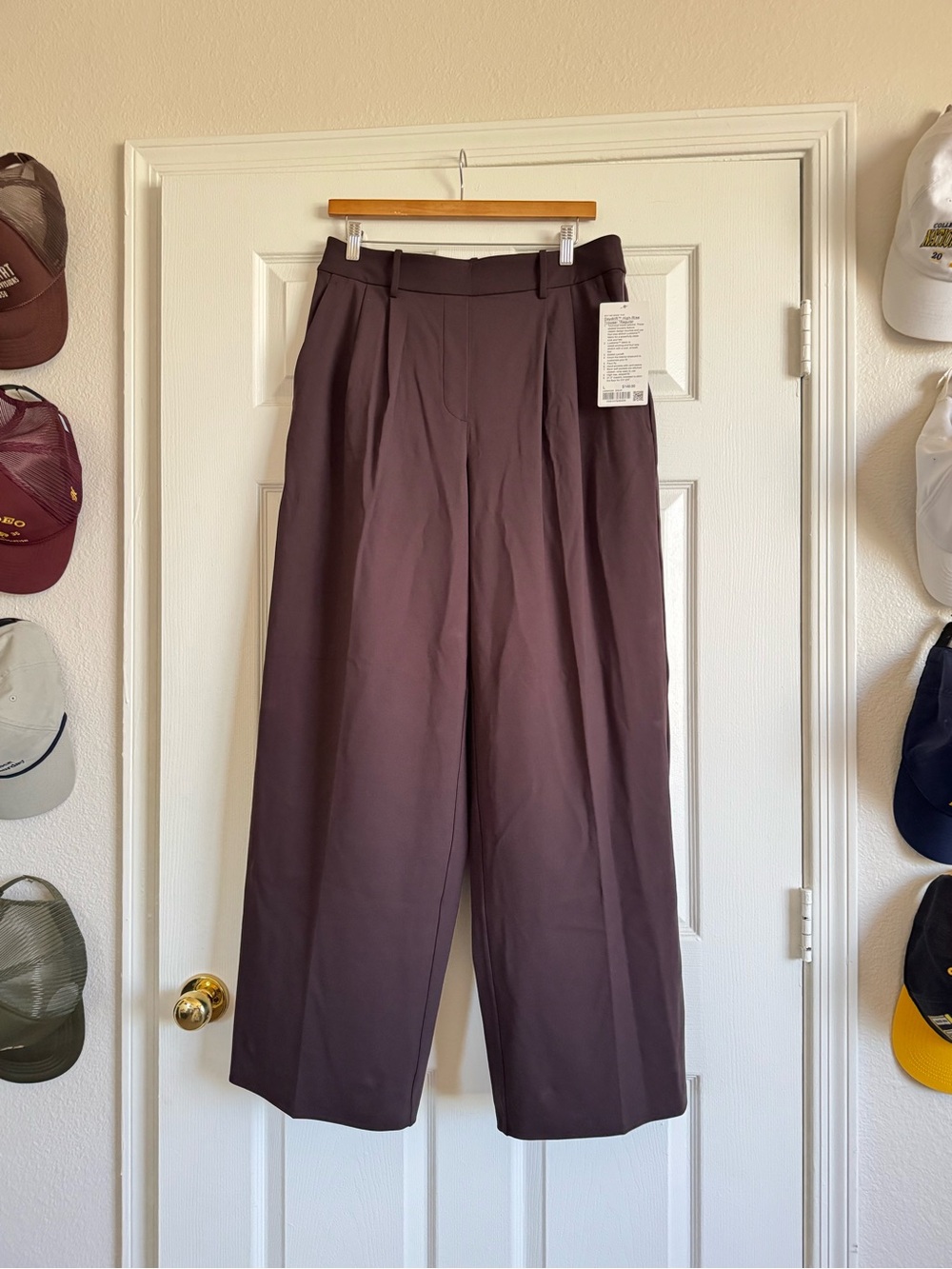 Lululemon Daydrift High-Rise Trouser in Sequoia - Picture 3 of 5